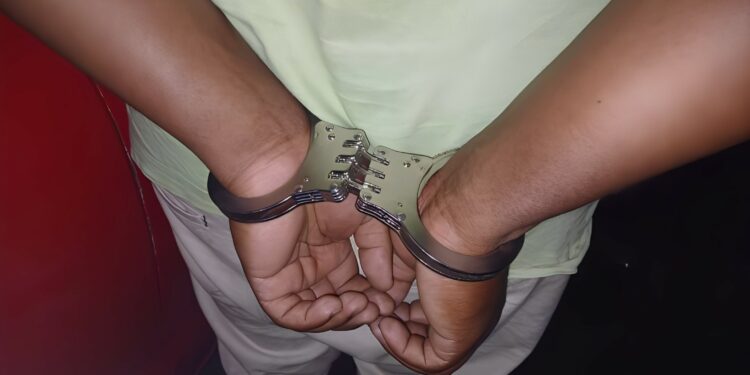 KUBANJWE ABEMI BASE-NIGERIA ABASIBHOZO EMVA KOKUHLASELA AMAPOLISA.