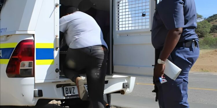 BAZAKUVELA ENKUNDLENI ABAZUKULWANA EMVA KOKUBULAWA KWENKONDEKAZI ENA-71