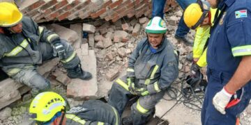 Lusaqhuba uhlangulo lwamaxhoba adilikelwe sisakhiwo eGeorge