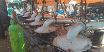 Kubhaqwe umzi-mveliso weziyobisi eLimpompo.