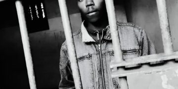 Ungaphaya kwezitixo ohlukumeze uninakhulu.