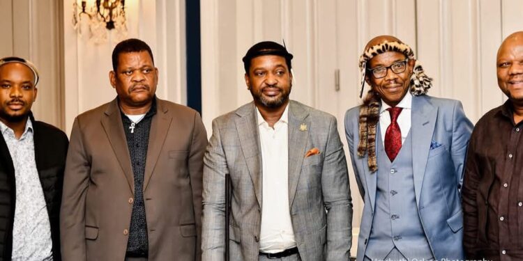 UKumkani UMisuzulu KaZwelithini Uqinise Ulawulo Ngokuchonga Iinkokeli Eziphambili