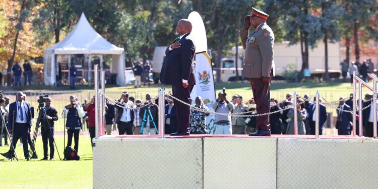 UMongameli Ramaphosa uchonge uMphathiswa uGwede Mantashe njengebambela-mongameli kwakhona