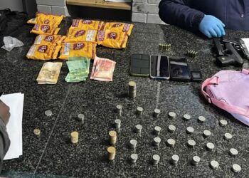 Kubanjwe Indoda Emva Kophango Lwegaraji eZastron.