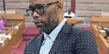 UMatlala akakulungelanga ukuvela phambi kweKomiti ye-Ad Hoc, atsho amagqwetha