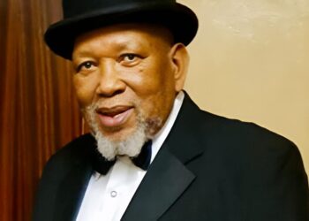 Kunikwa imbeko ku”Tata” emva kokulishiya eli.