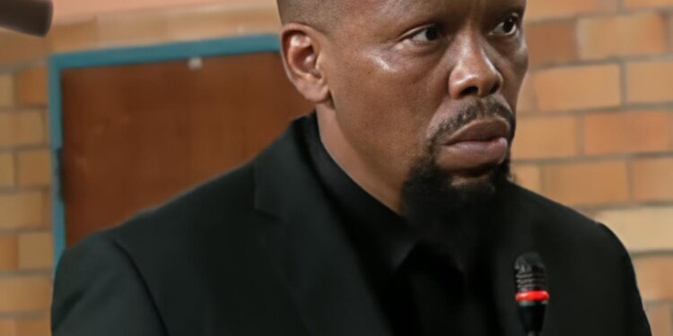 Isiphithiphithi eNkundleni uMatiphandile Sotheni ethetha esidlangalaleni