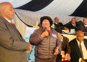 Omnye Wamaxhoba Esaqhwithi Sase-Ngwetsheni Ubekwe Kwikhaya Lakhe Lokugqibela