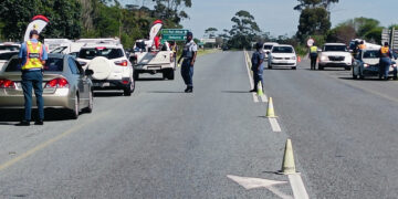 Kidds Beach Police Intensify Safety Campaign with R72 Roadblocks